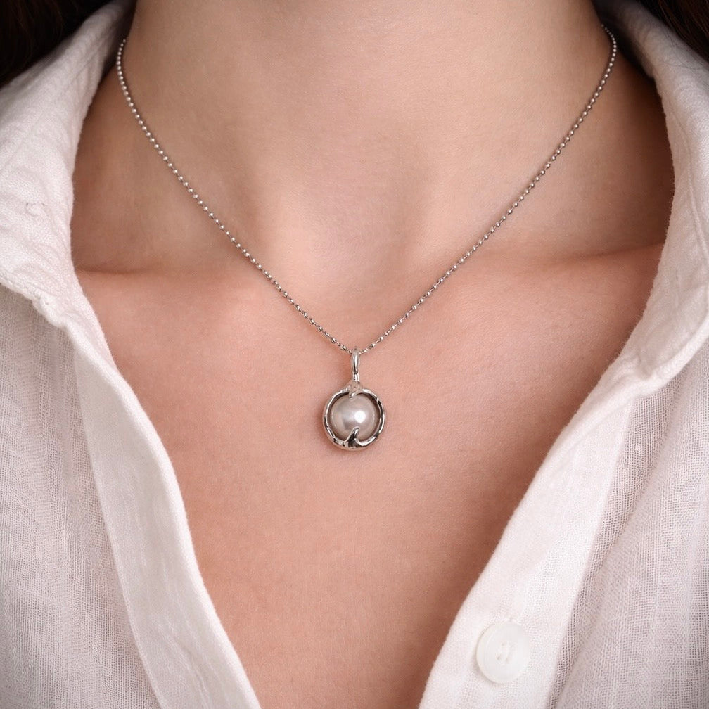 PEARL PENDANT