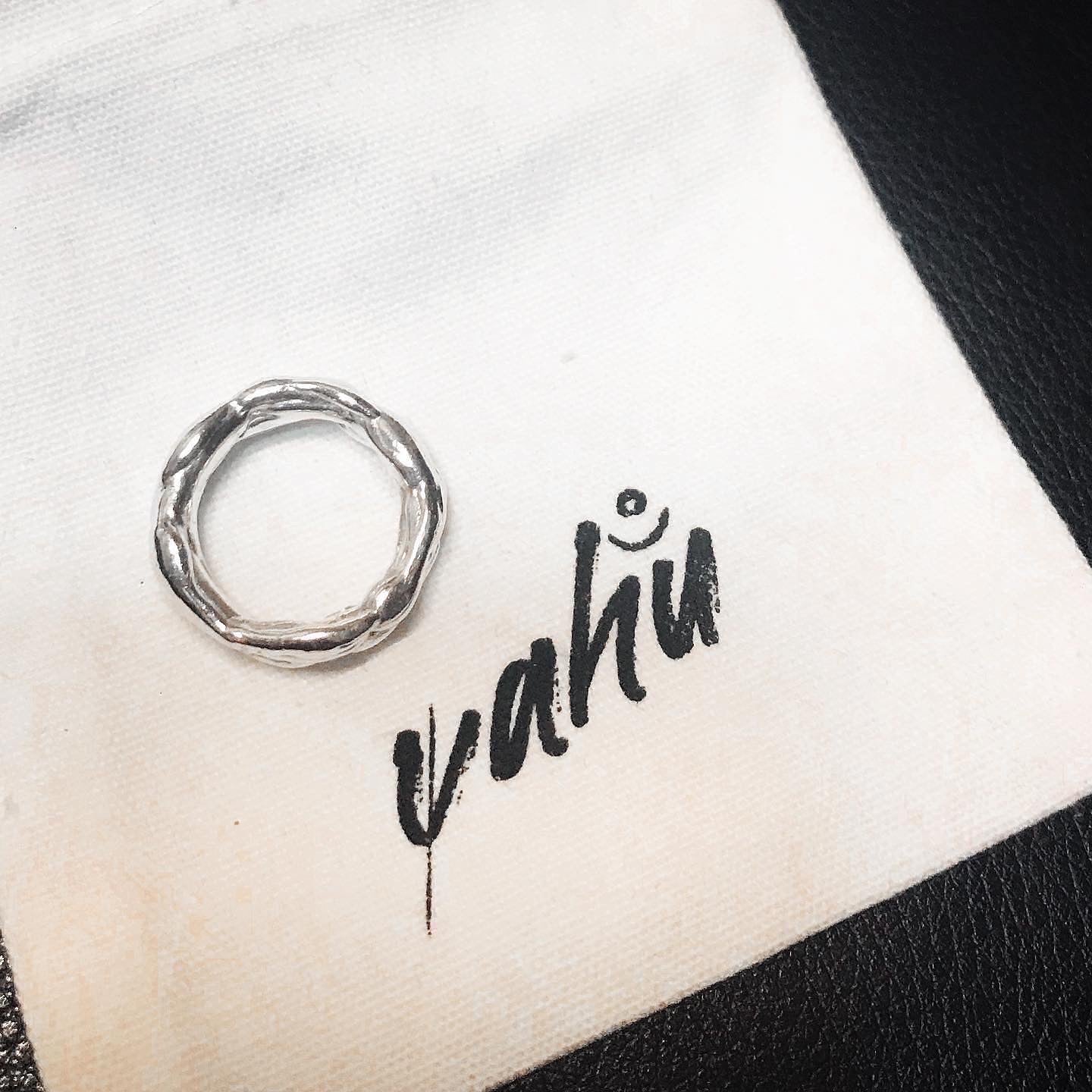 'VAHU ring