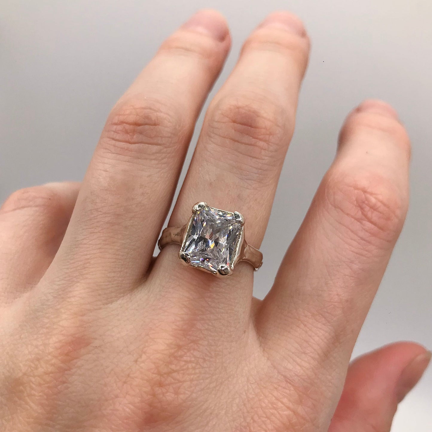 CLASSIE RING (Zirconia)