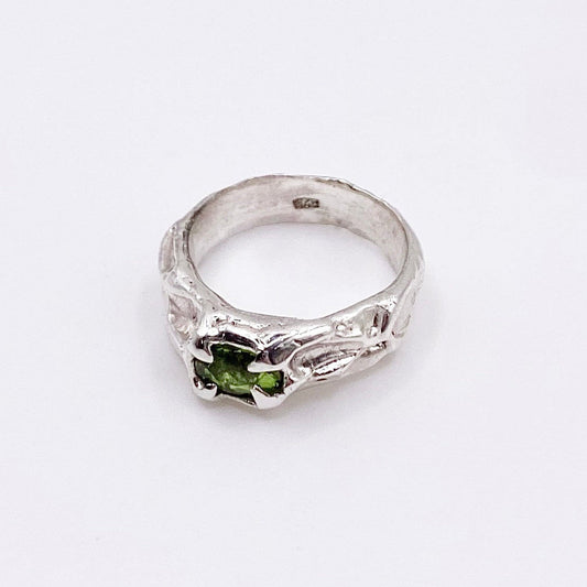 PLEIA ring (Peridot)