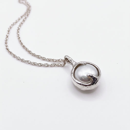 PEARL PENDANT